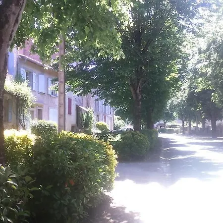 アパート A La Campagne *